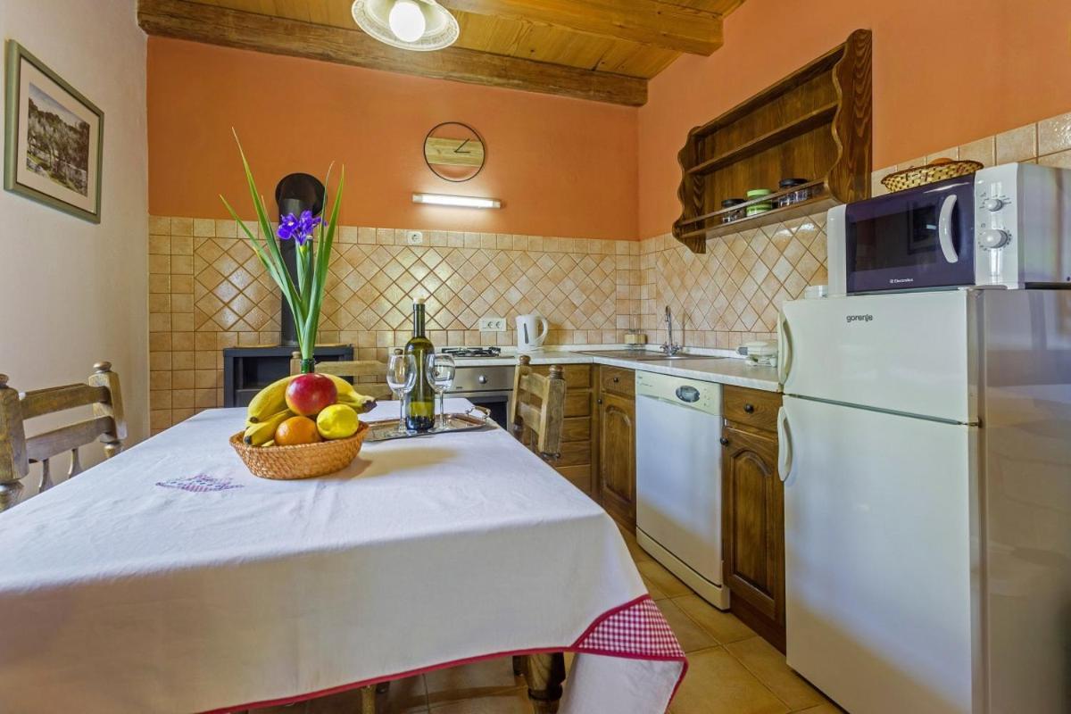 Villa Galant In Prkacini à Žminj Extérieur photo